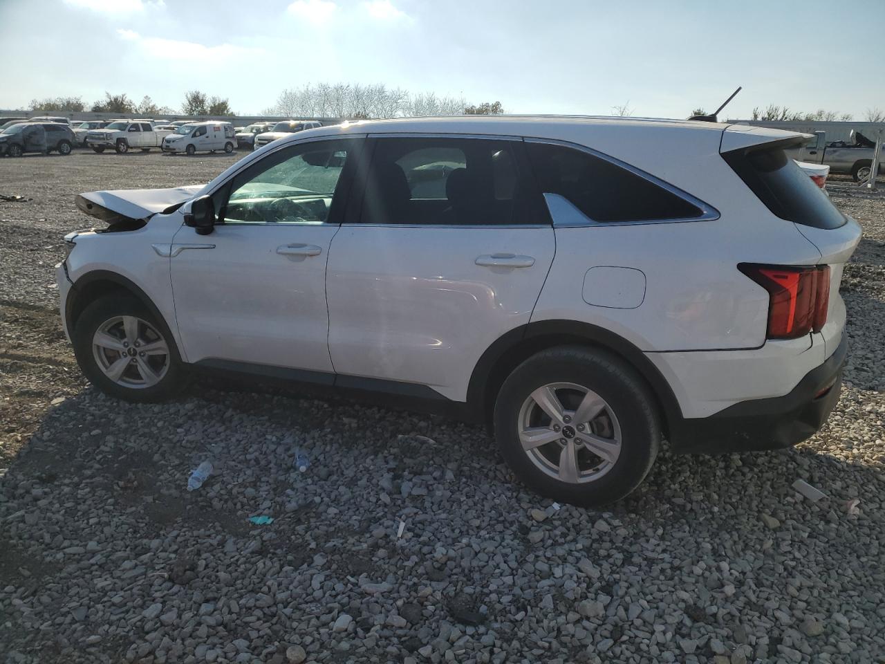 VIN 5XYRG4LC2NG109884 2022 KIA SORENTO no.2