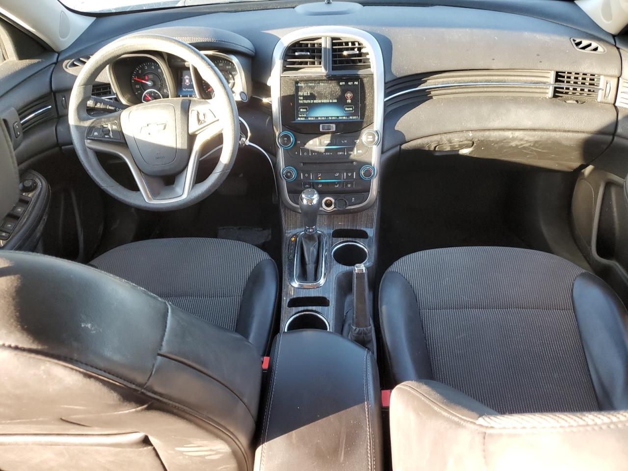 2016 Chevrolet Malibu - Image 8