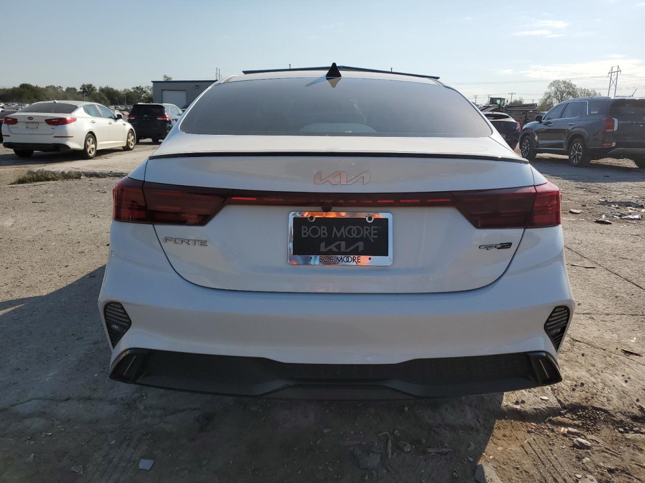 3KPF54AD8PE686987 2023 Kia Forte Gt Line