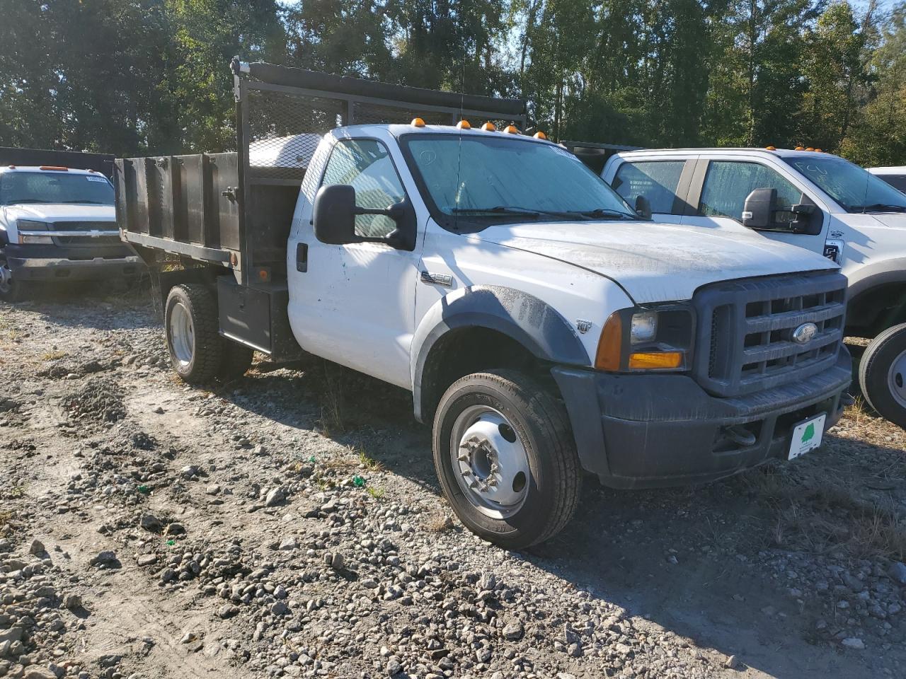2006 Ford F450 - Image 4