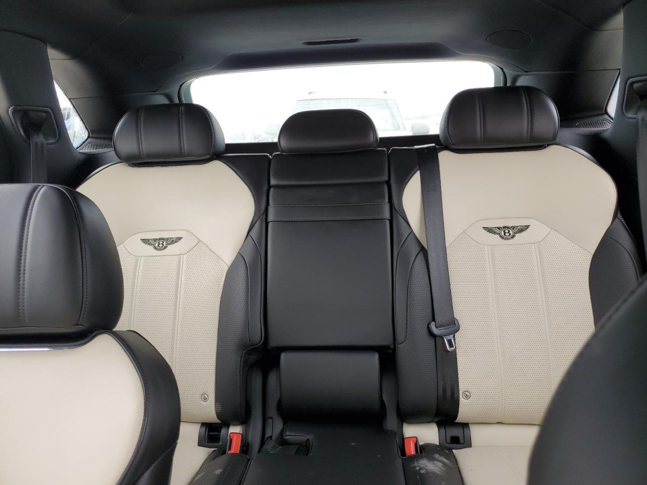 SJAAM2ZV4MC034001 2021 Bentley Bentayga