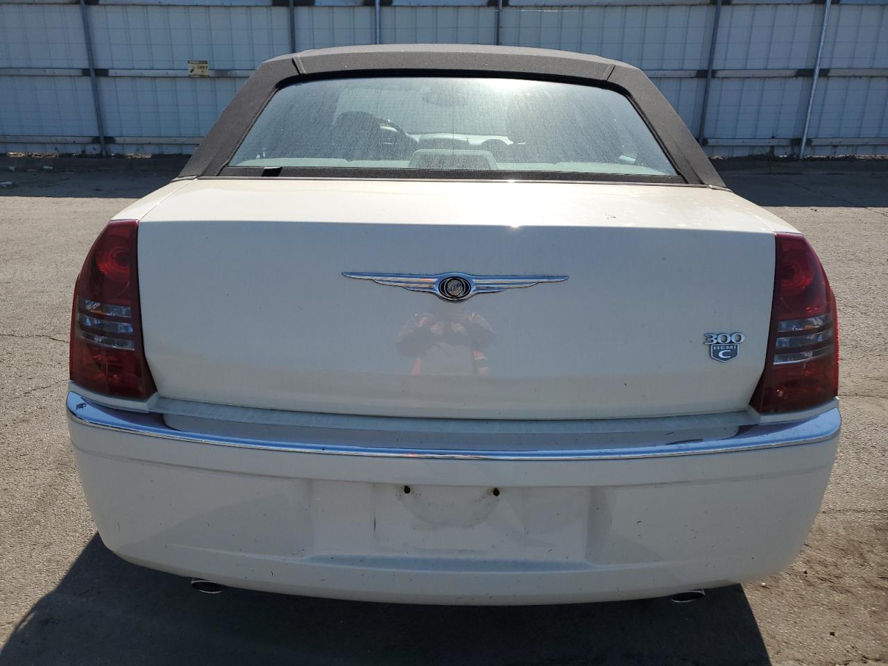 2006 Chrysler 300C VIN: 2C3KA63H36H168332 Lot: 75906874