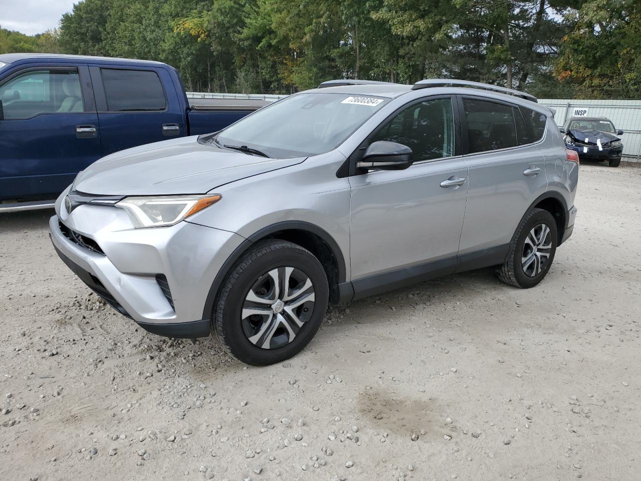 2T3ZFREV8HW403620 2017 TOYOTA RAV 4 - Image 1