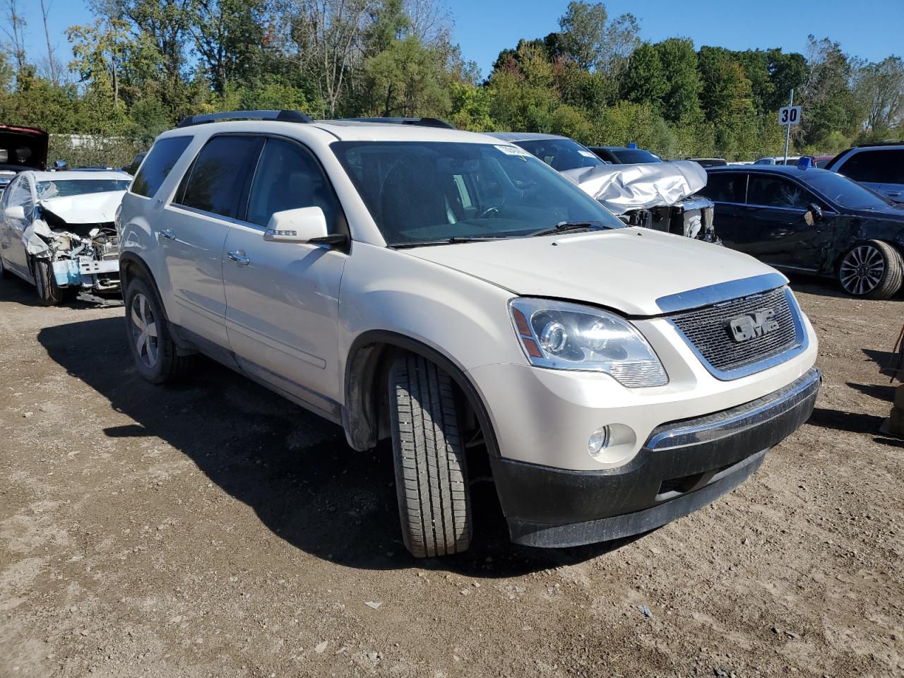 2012 GMC Acadia - Image 4