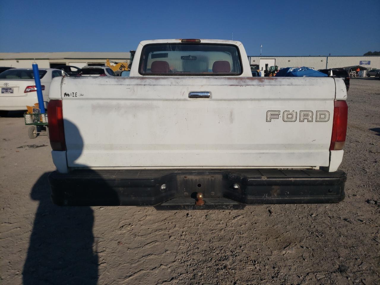 1994 Ford F150 VIN: 2FTDF15Y2RCA18459 Lot: 76517154