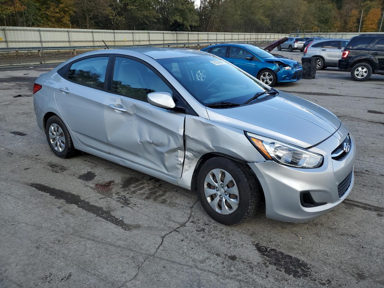 2016 Hyundai Accent - Image 4