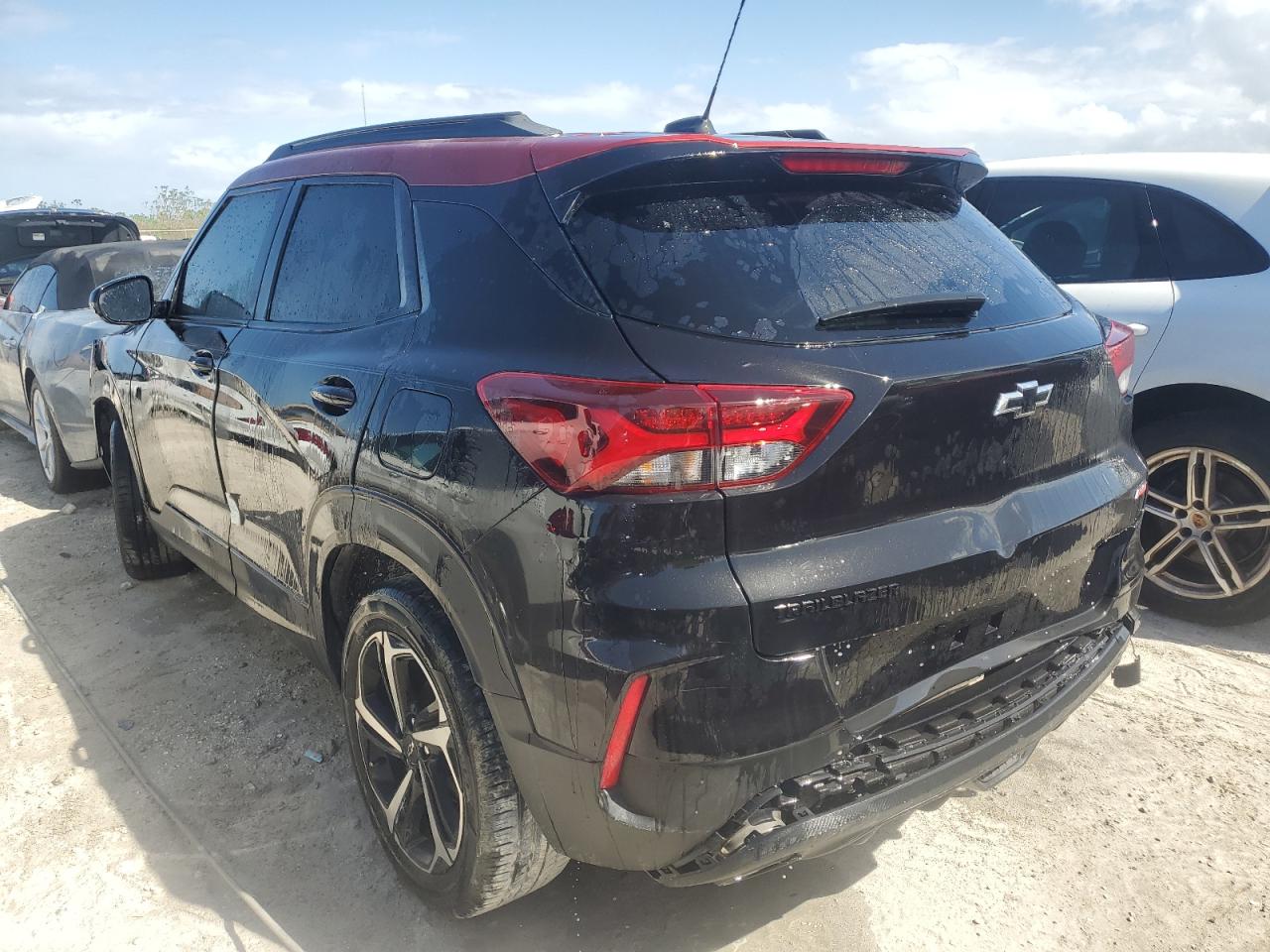 2023 Chevrolet TrailBlazer - Image 2