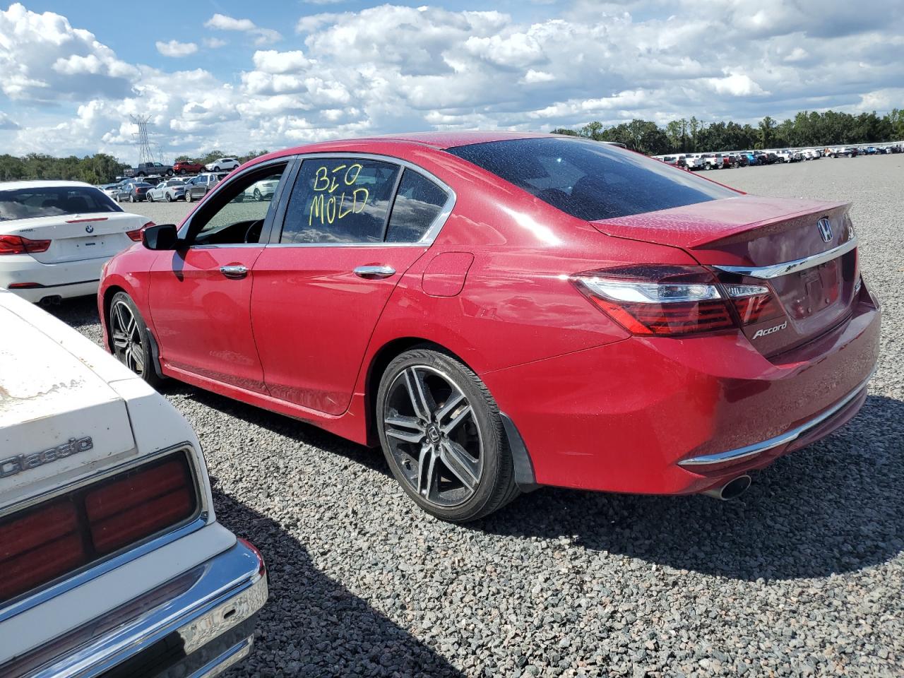 1HGCR2F12HA240026 2017 HONDA ACCORD - Image 2