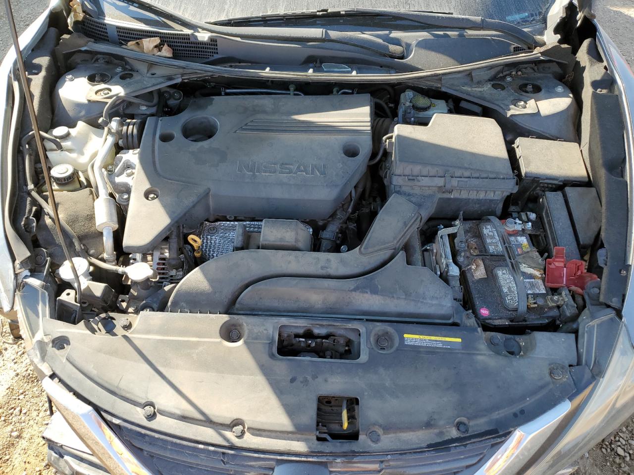 2017 Nissan Altima - Image 12