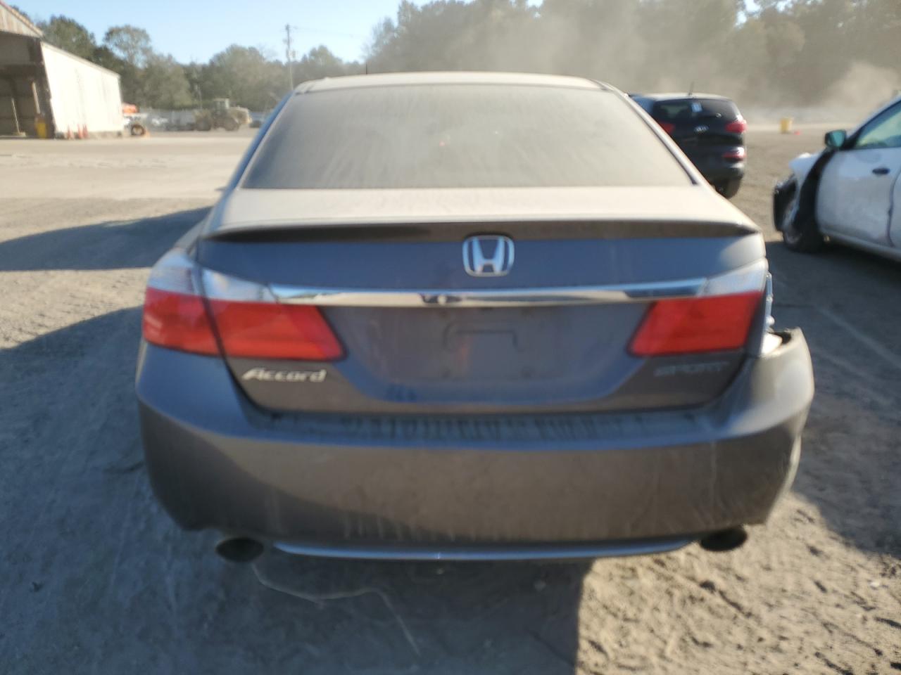 2015 Honda Accord - Image 6