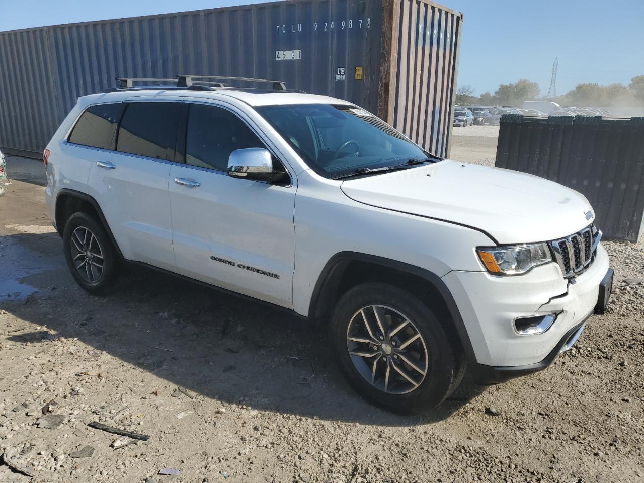 2018 Jeep Grand Cherokee - Image 4