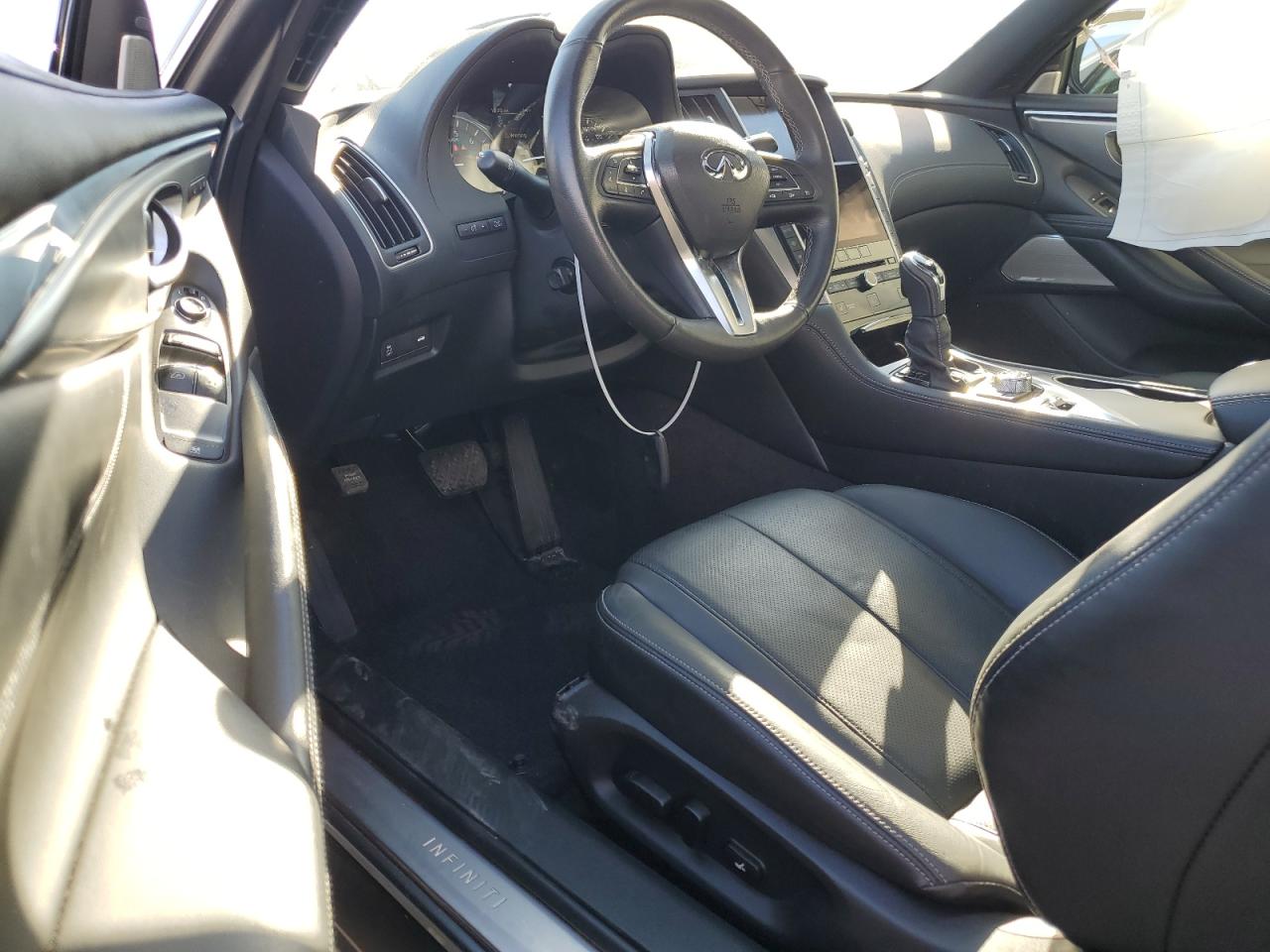 2020 Infiniti Q60 - Image 8