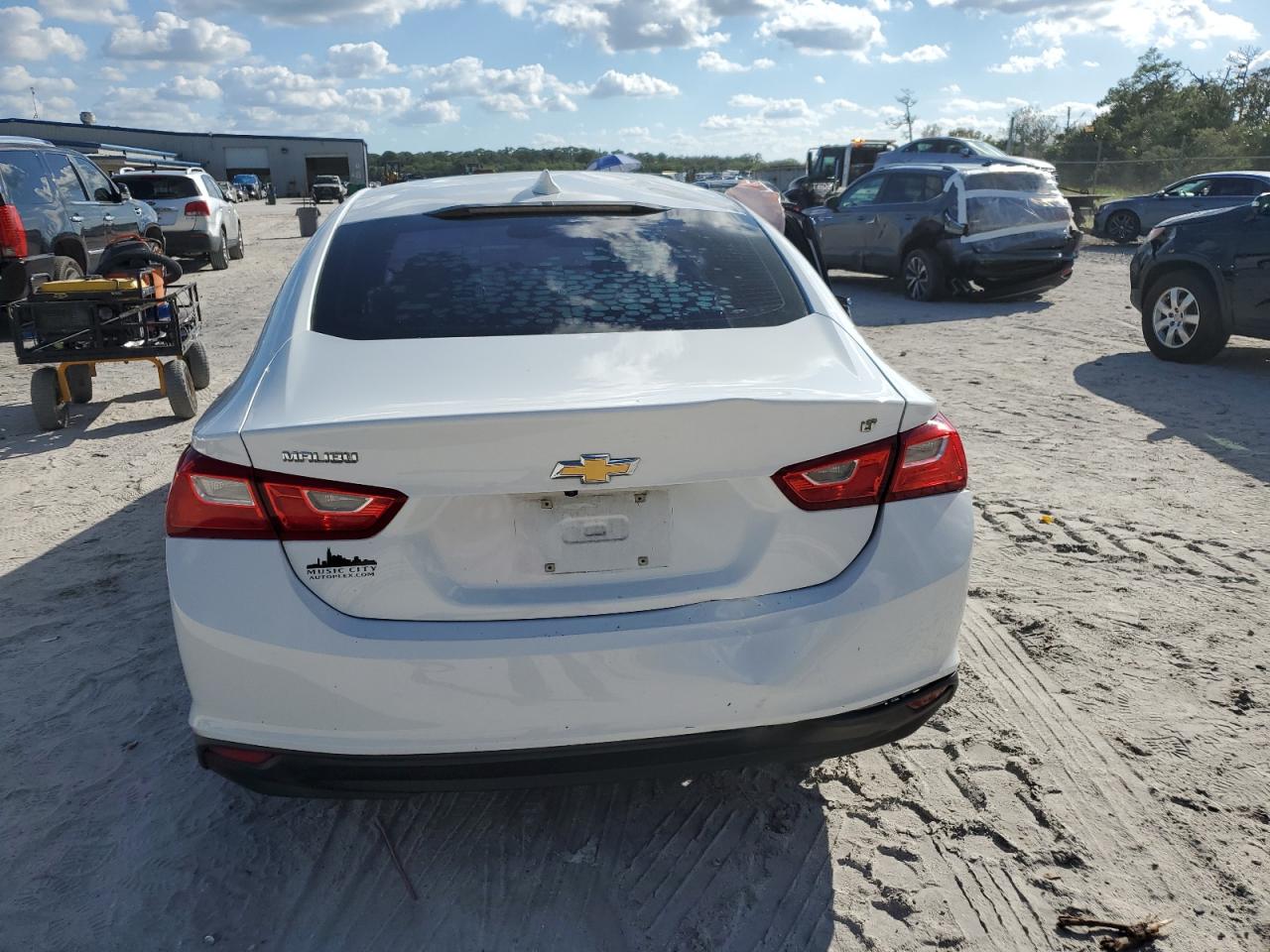 2018 Chevrolet Malibu - Image 6