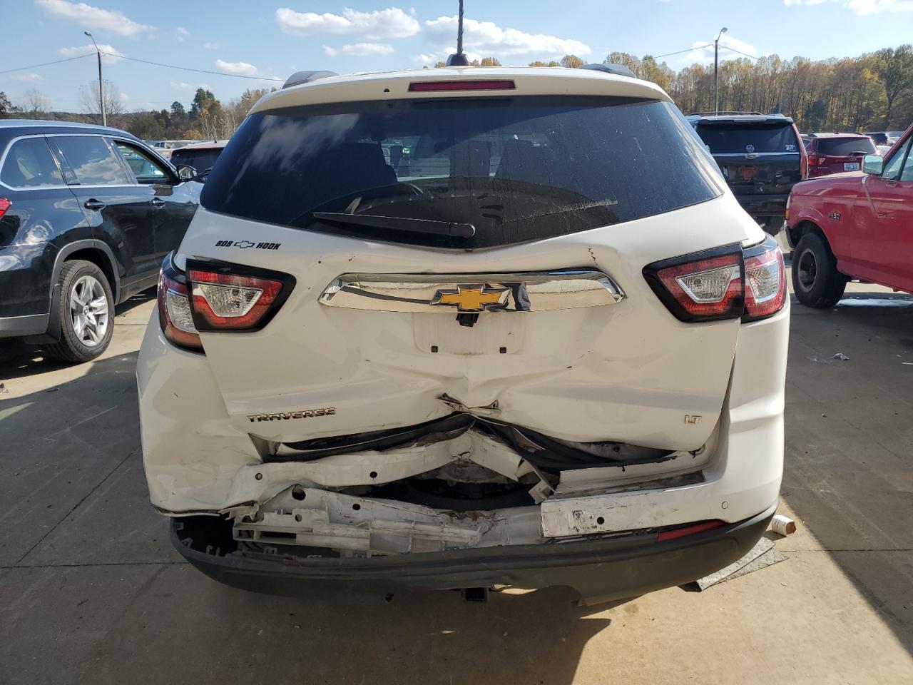2017 Chevrolet Traverse - Image 6