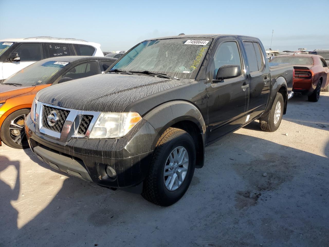 2017 Nissan Navara (Frontier) - Image 1