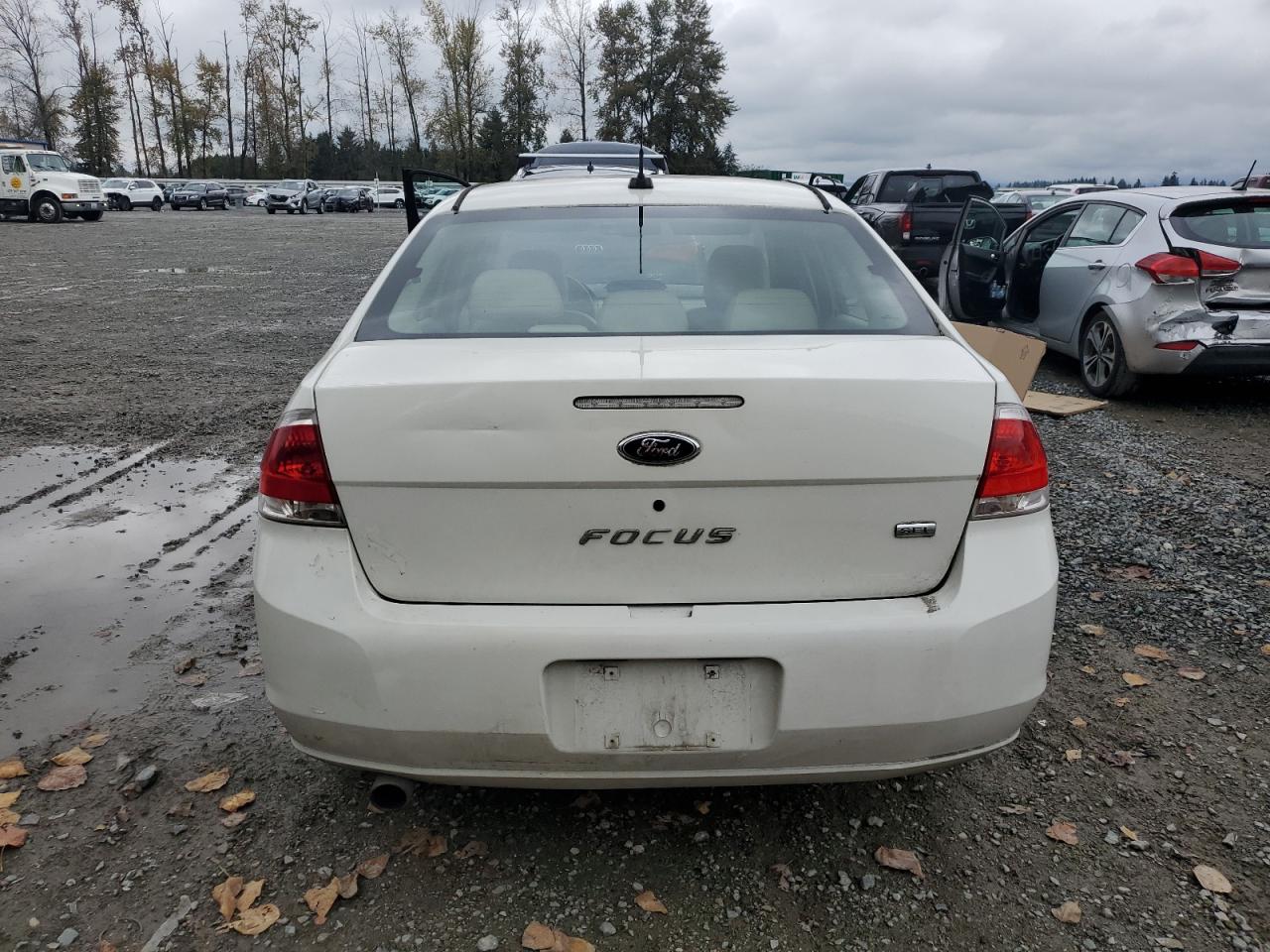 1FAHP37N49W118649 2009 Ford Focus Sel