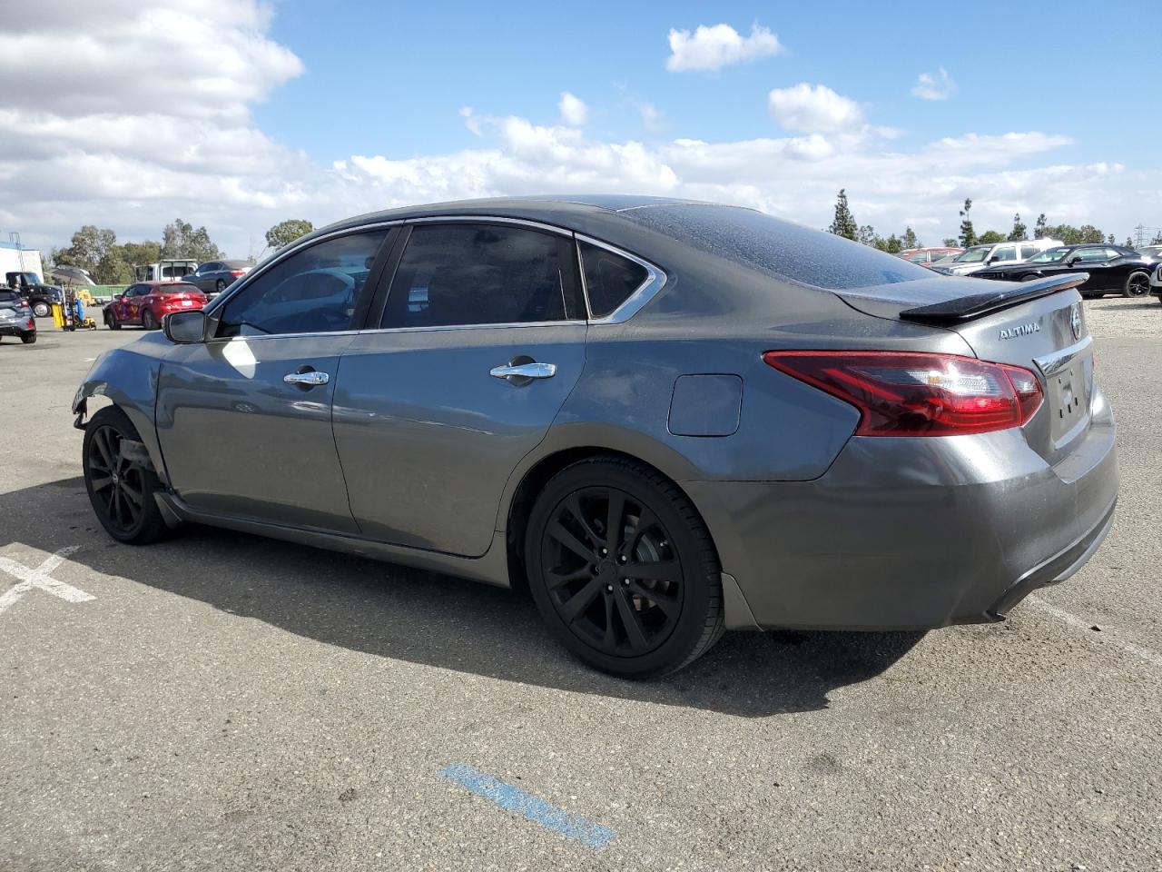 2017 Nissan Altima - Image 2