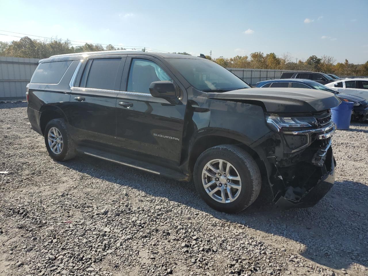 2021 Chevrolet Suburban - Image 4