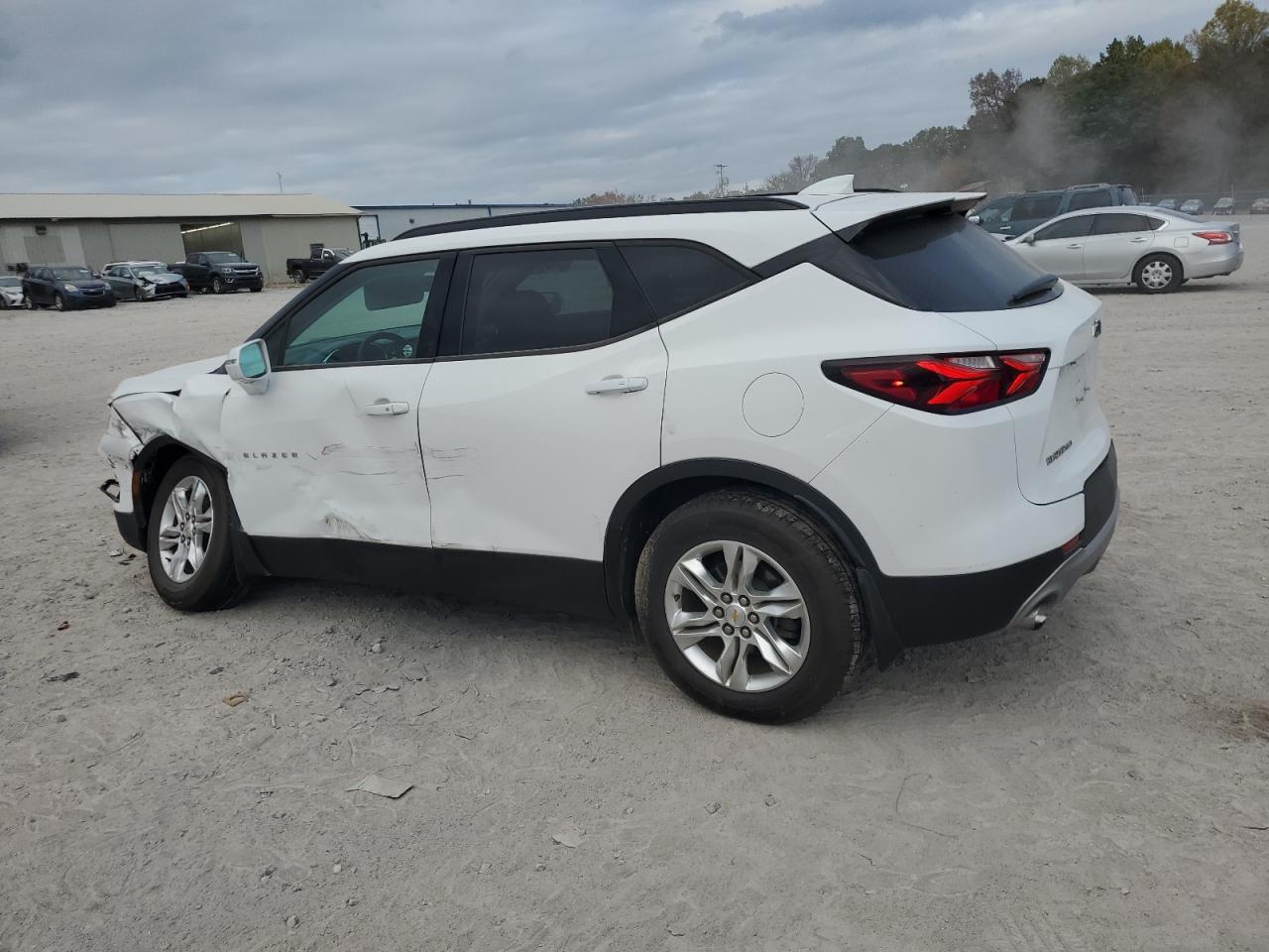 2020 Chevrolet Blazer - Image 2