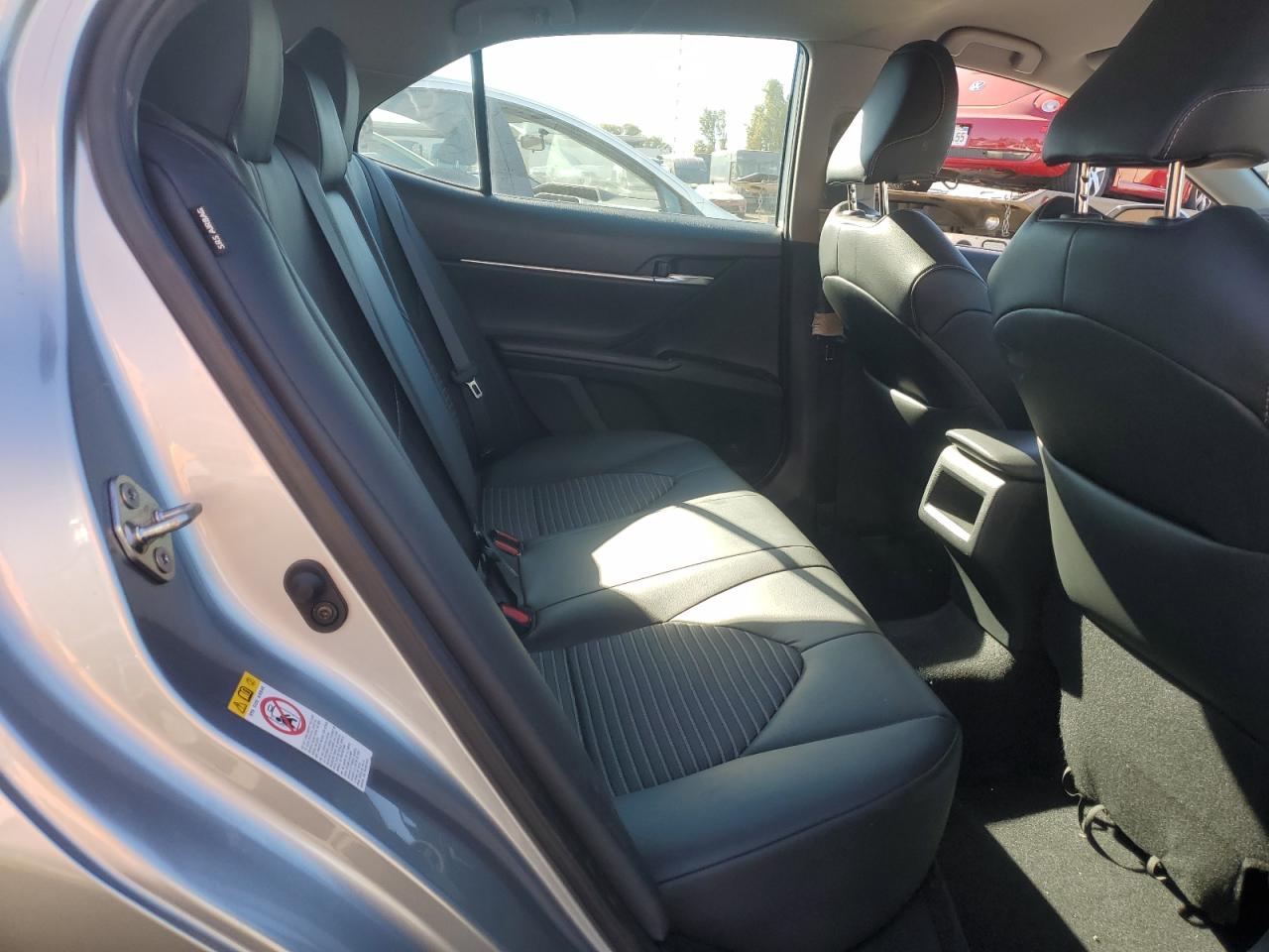 2019 Toyota Camry - Image 11