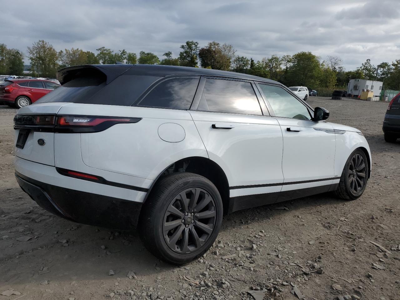 2019 Land Rover Range Rover - Image 3