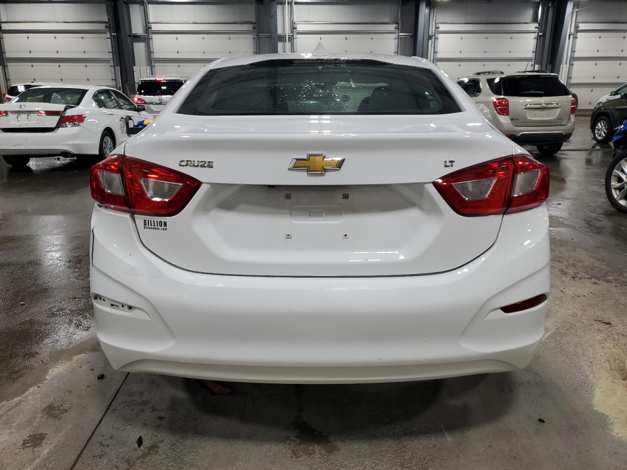 2018 Chevrolet Cruze - Image 6