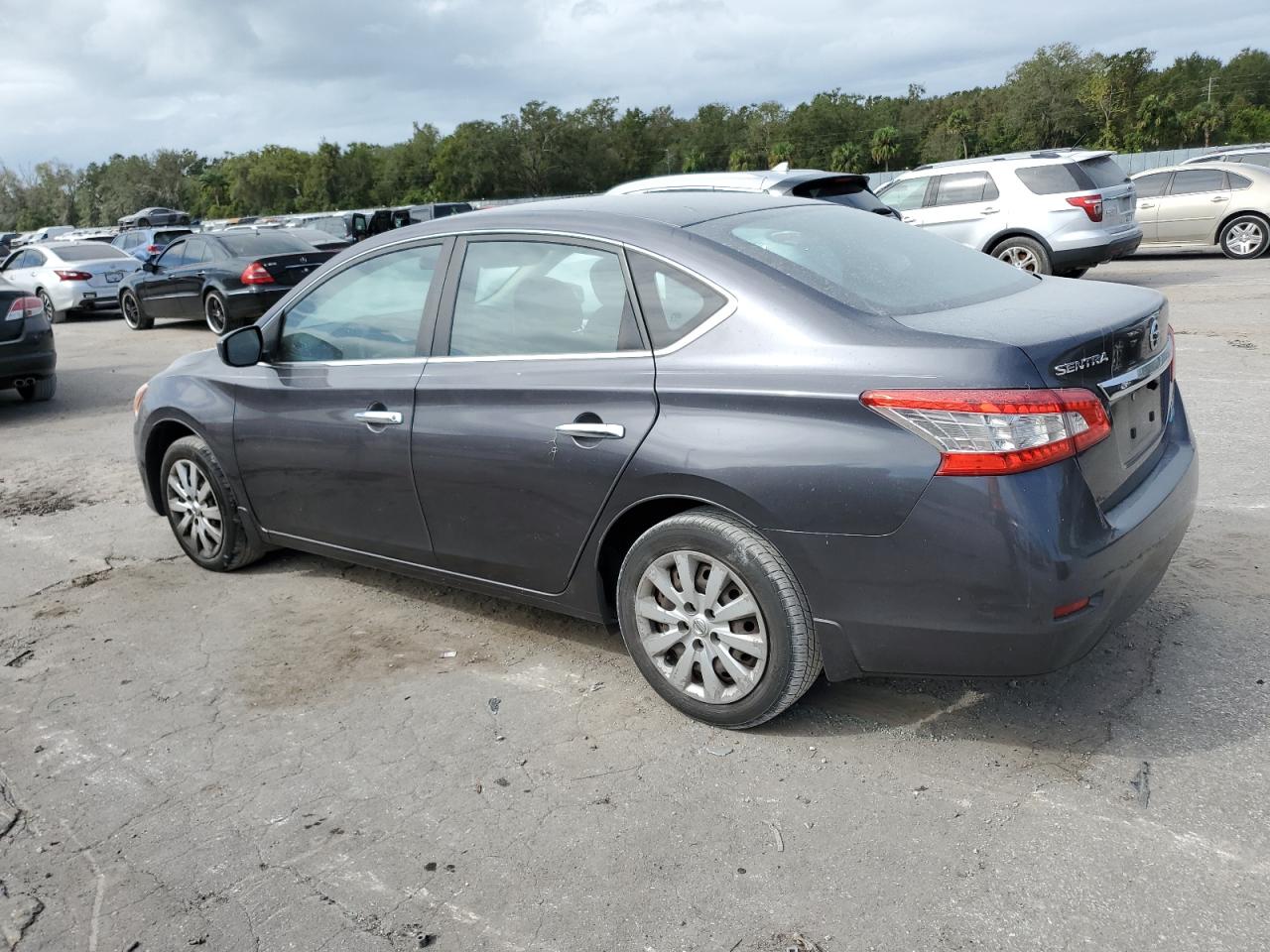 2014 Nissan Sentra - Image 2