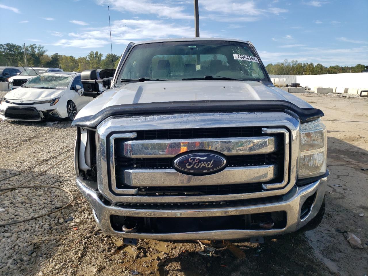 2012 Ford F250 - Image 5