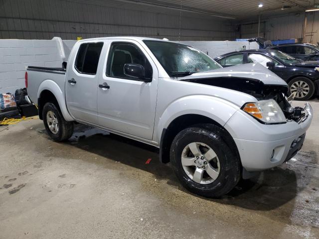  NISSAN FRONTIER 2013 Сріблястий