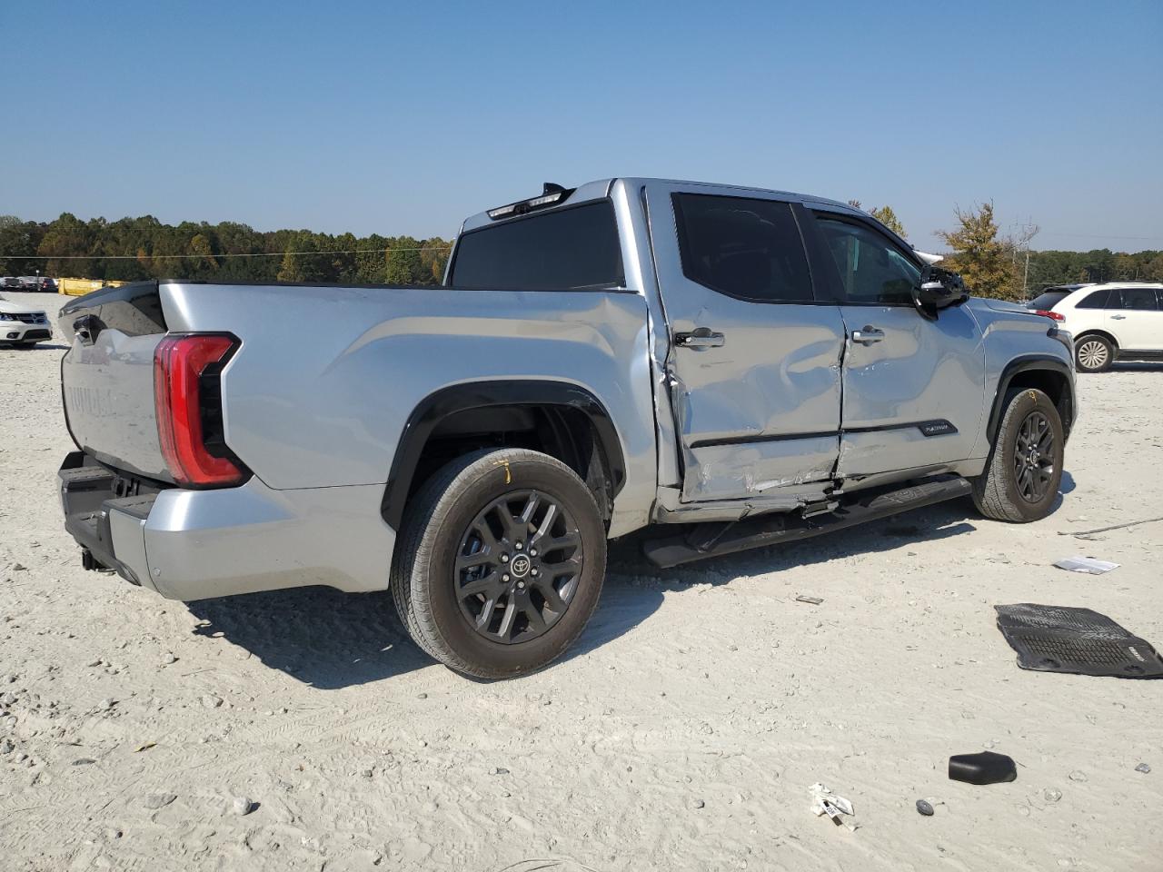 2023 Toyota Tundra - Image 3