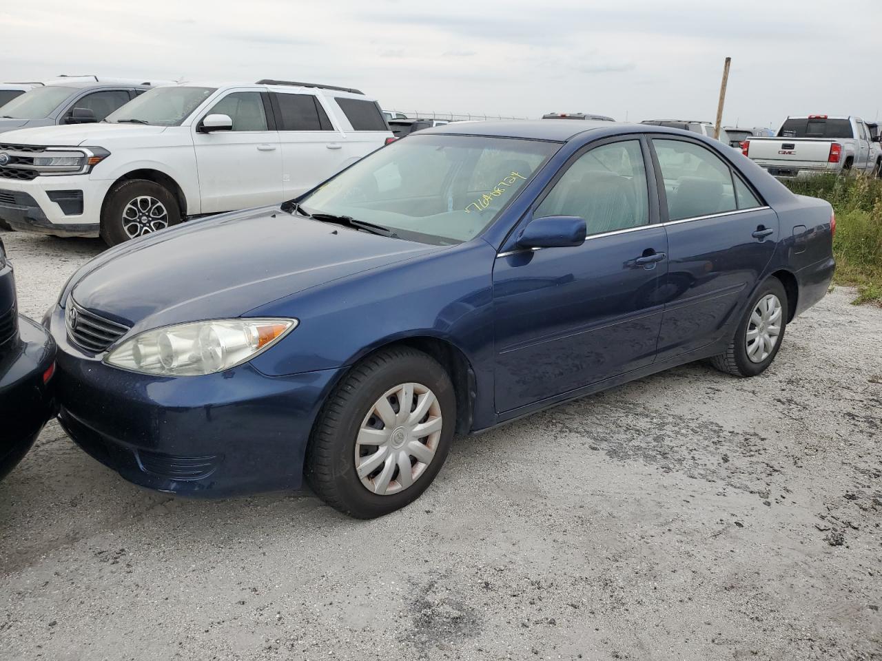 2005 Toyota Camry - Image 1