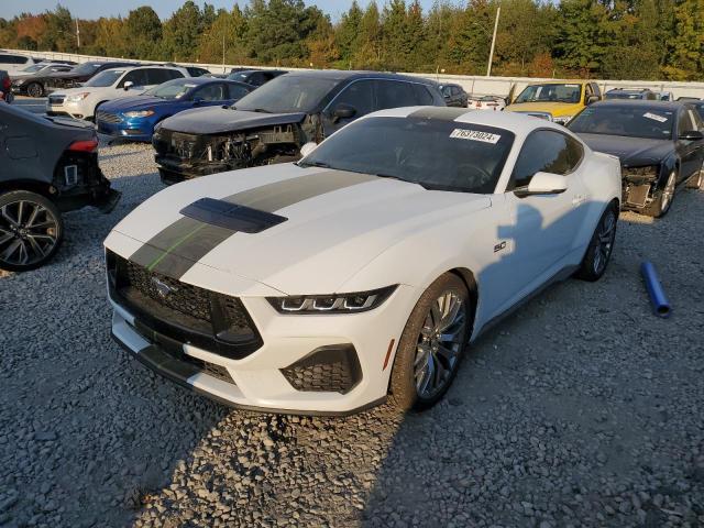  FORD MUSTANG 2024 Белый