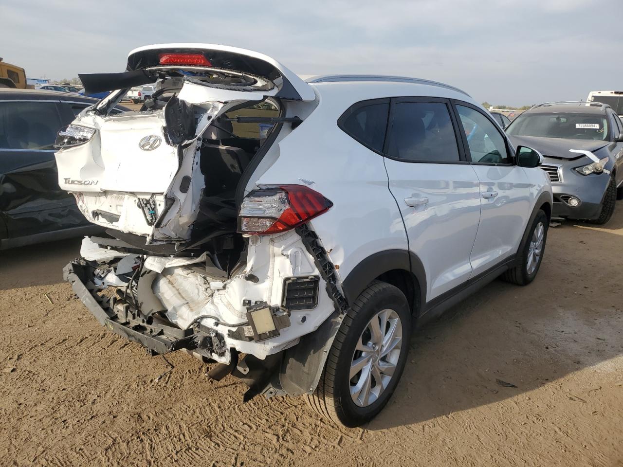 VIN KM8J3CA40KU070720 2019 HYUNDAI TUCSON no.3