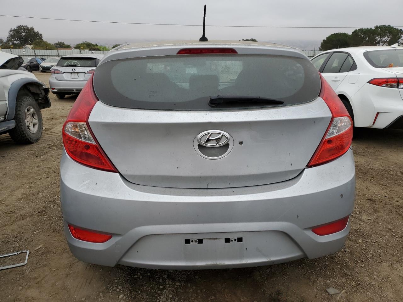 2015 Hyundai Accent Gs VIN: KMHCT5AE3FU215946 Lot: 76070754