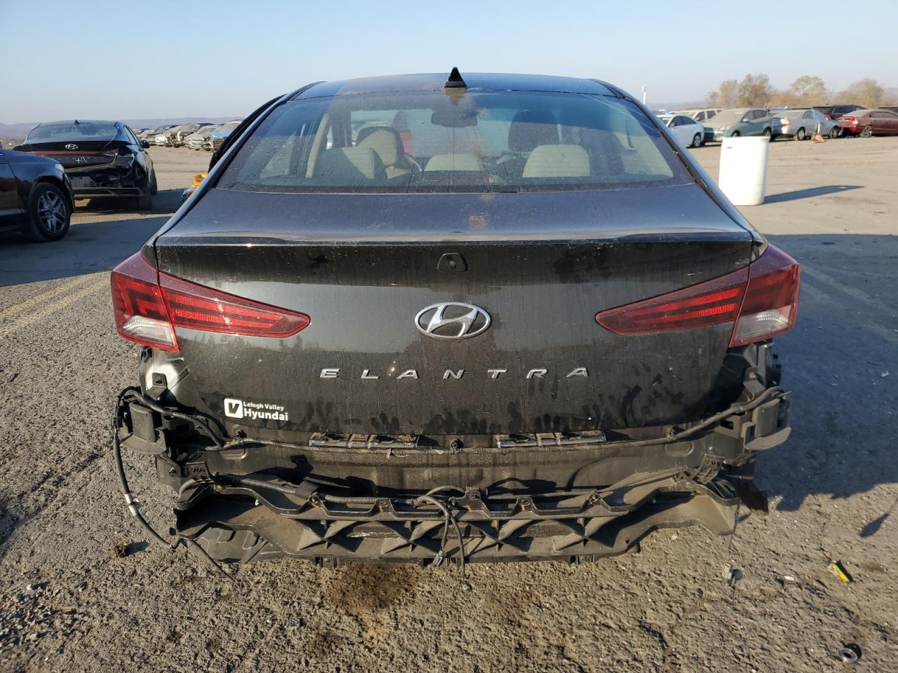 2020 Hyundai Elantra - Image 6