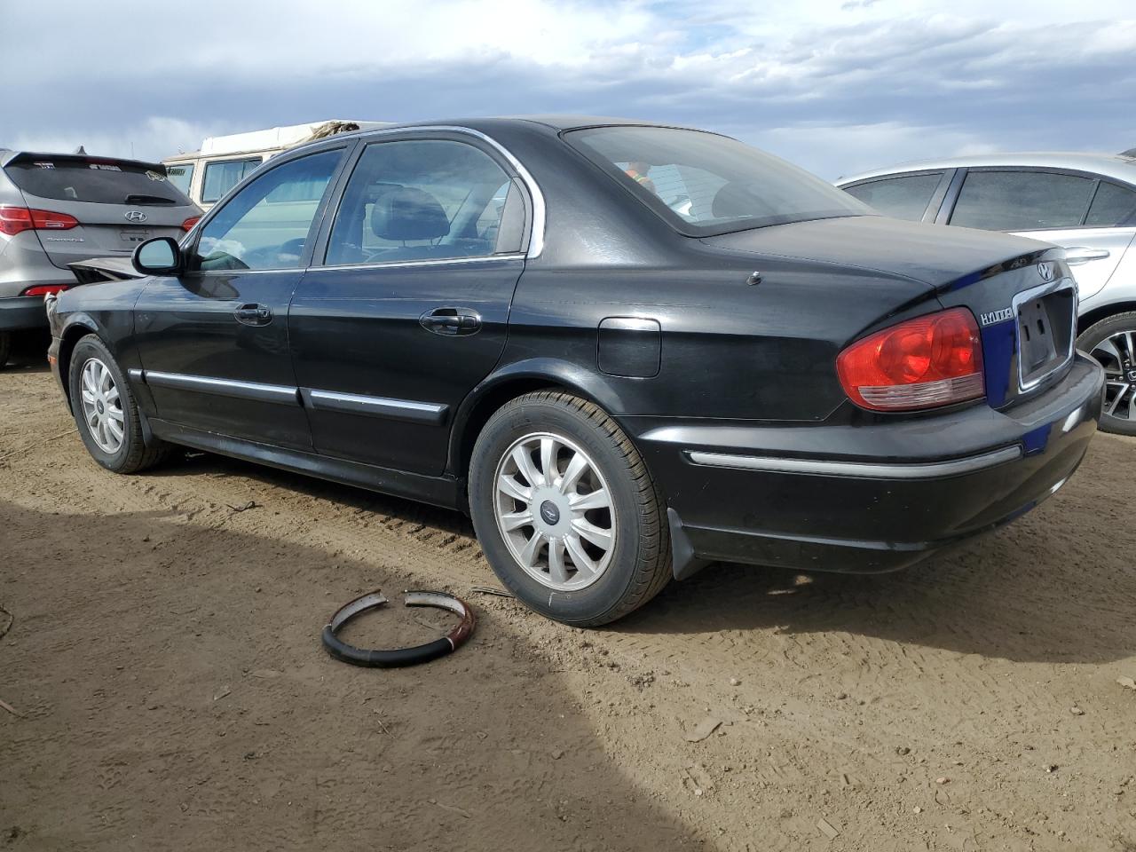 2003 Hyundai Sonata - Image 2