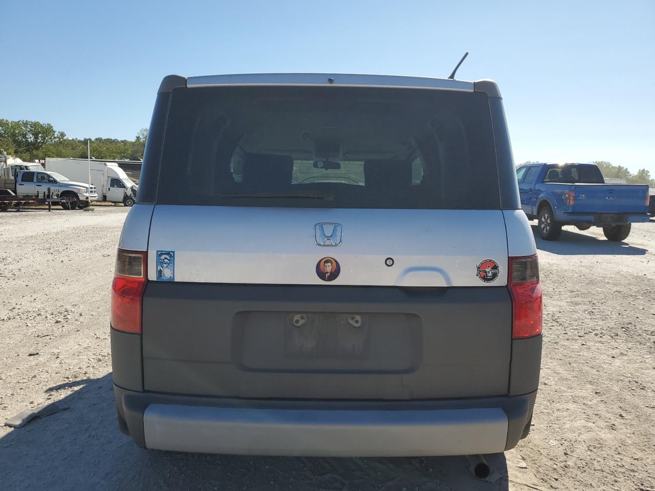 2004 Honda Element - Image 6