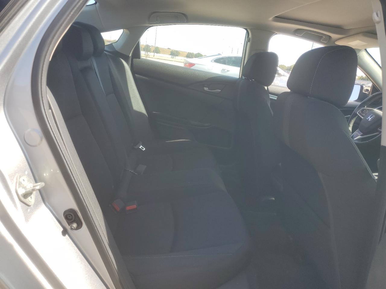 2019 Honda Civic - Image 10