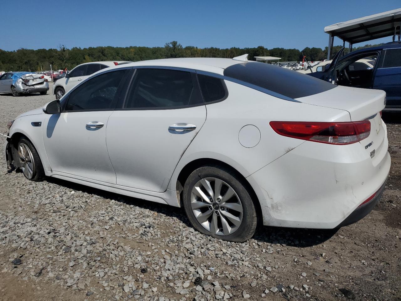 VIN 5XXGT4L30JG265553 2018 KIA OPTIMA no.2