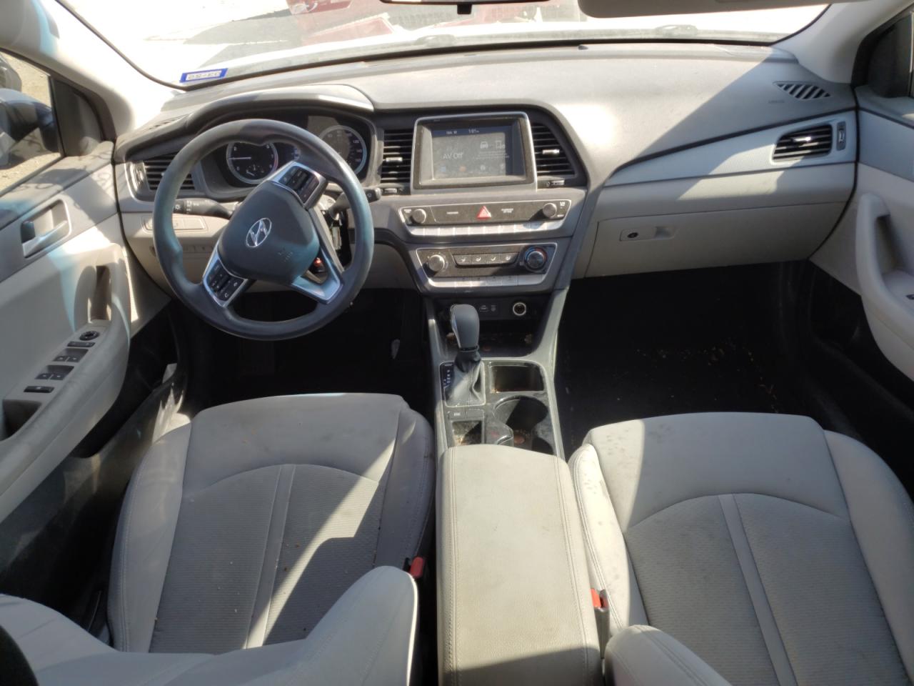 2018 Hyundai Sonata - Image 8