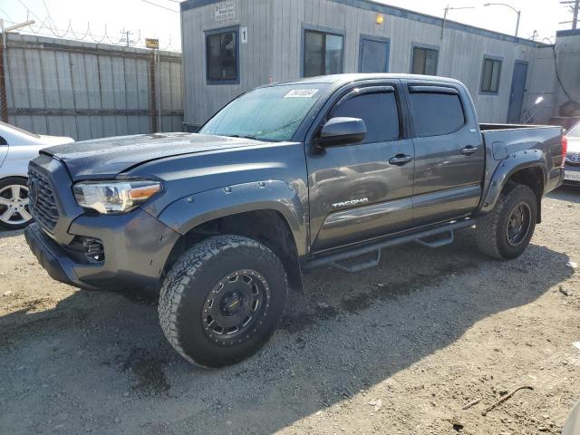 Pickups TOYOTA TACOMA 2017 Szary