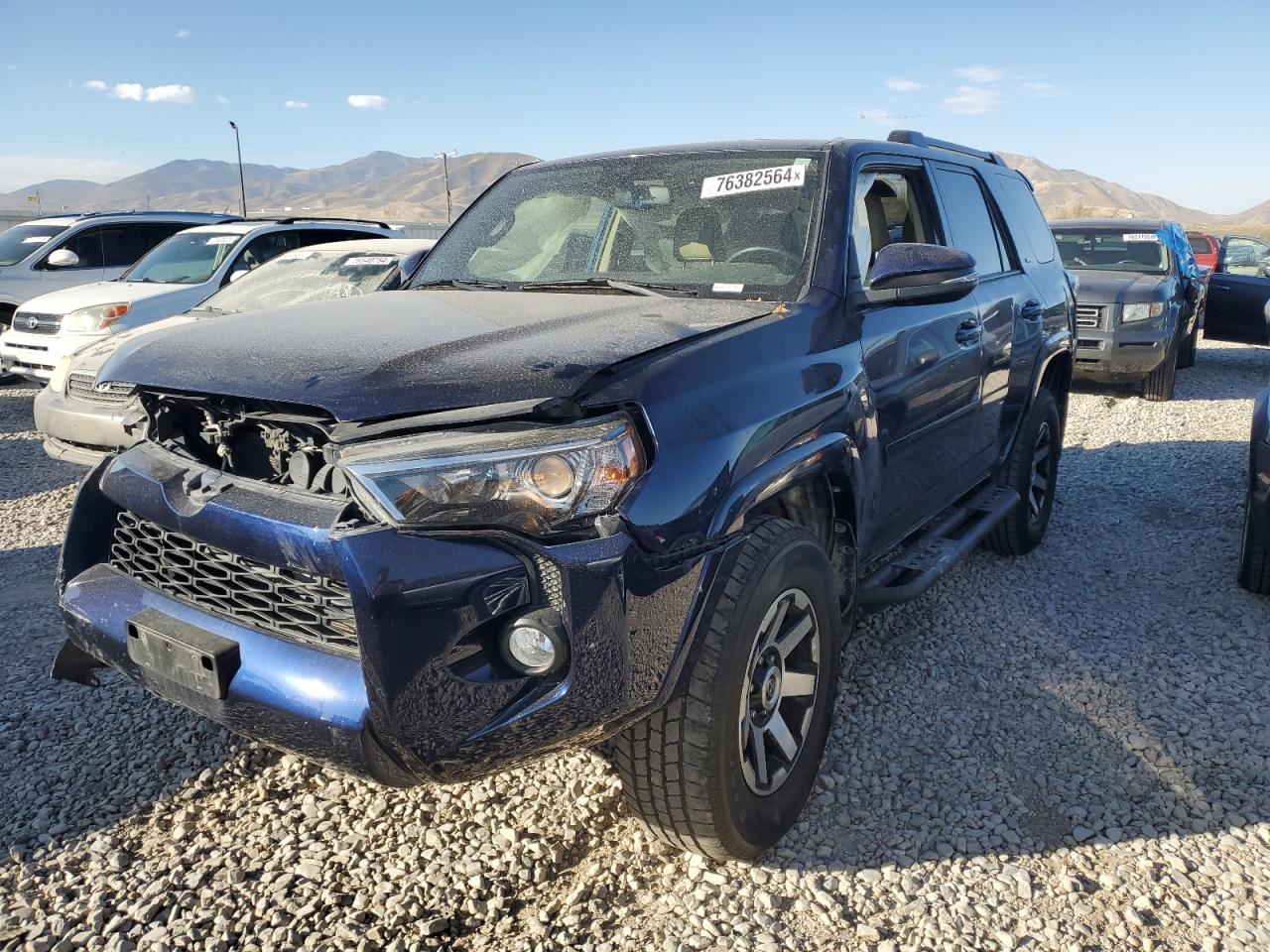 2015 Toyota 4Runner Sr5 VIN: JTEBU5JR3F5219386 Lot: 76382564