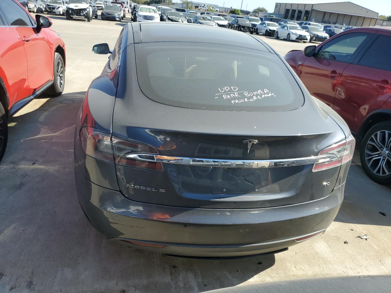 2015 Tesla Model S VIN: 5YJSA1E11FF118307 Lot: 73352334