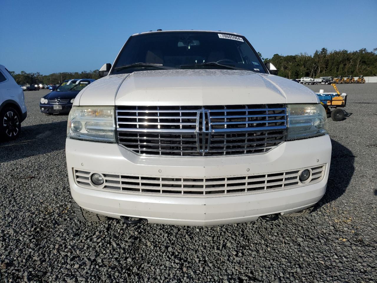 2011 Lincoln Navigator - Image 5