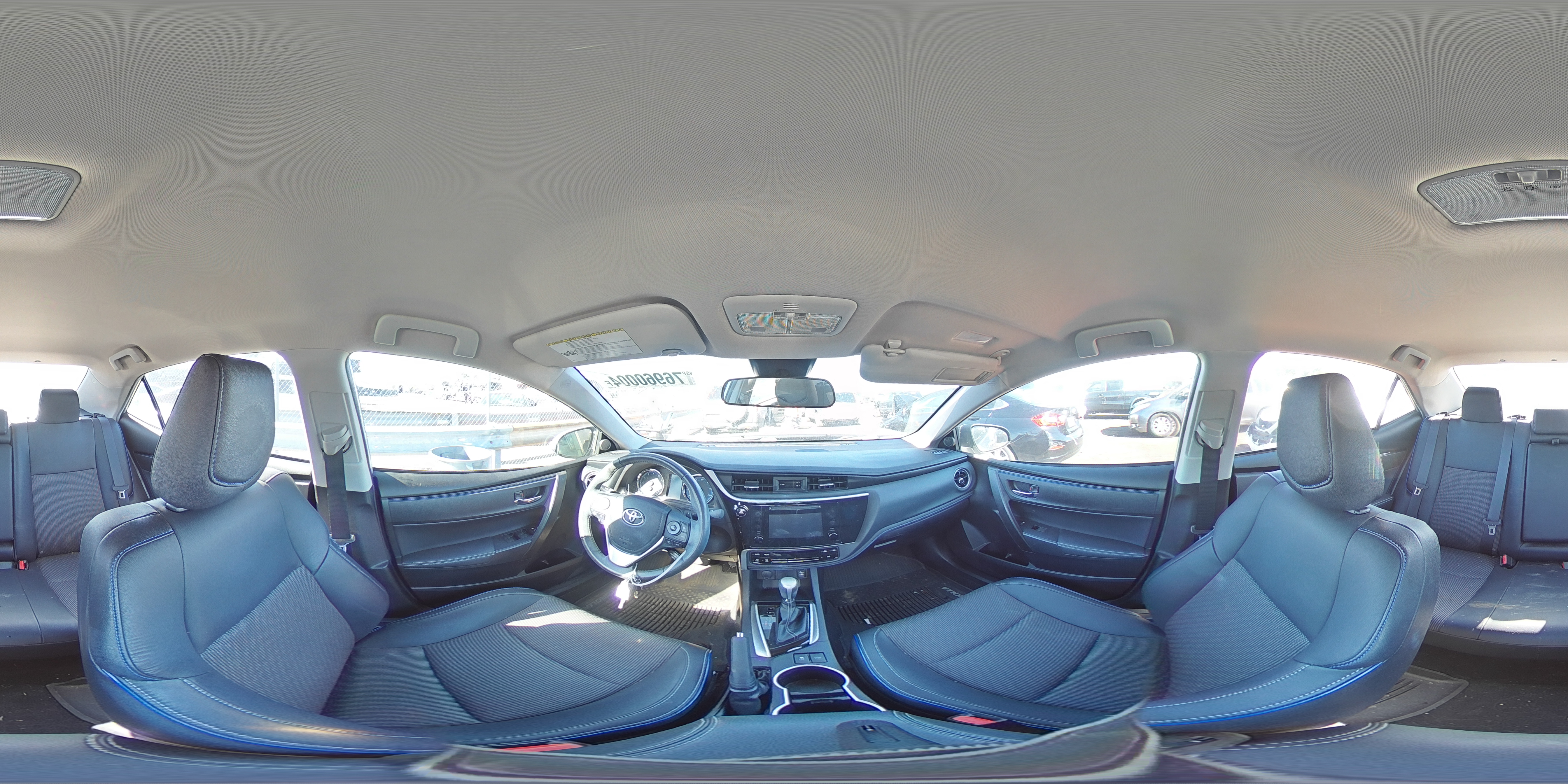 2018 Toyota Corolla - Image 12