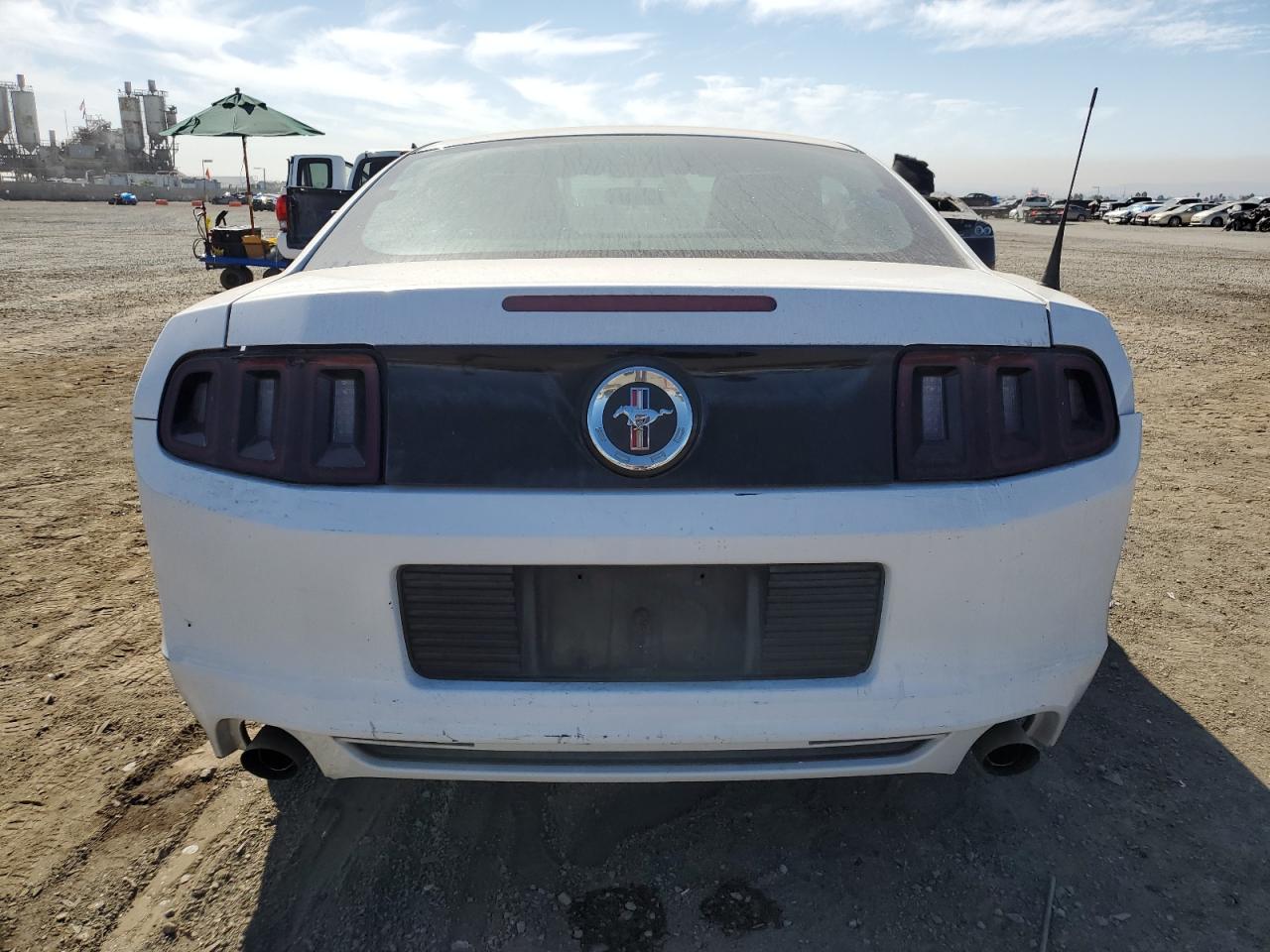 2014 Ford Mustang VIN: 1ZVBP8AM8E5238142 Lot: 74997634