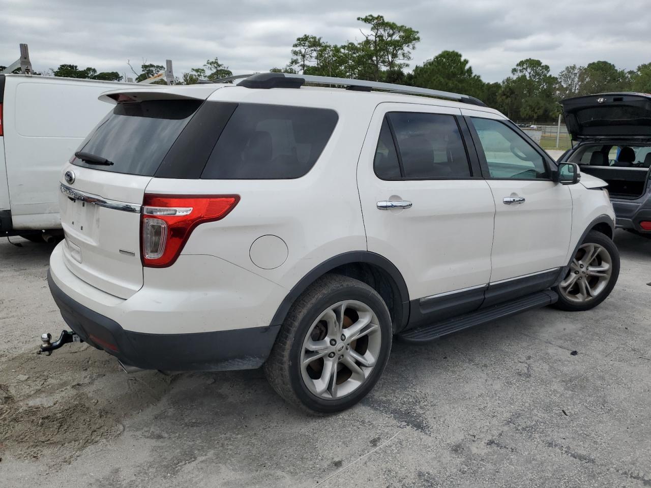 2015 Ford Explorer Limited VIN: 1FM5K8F86FGB42182 Lot: 75293244