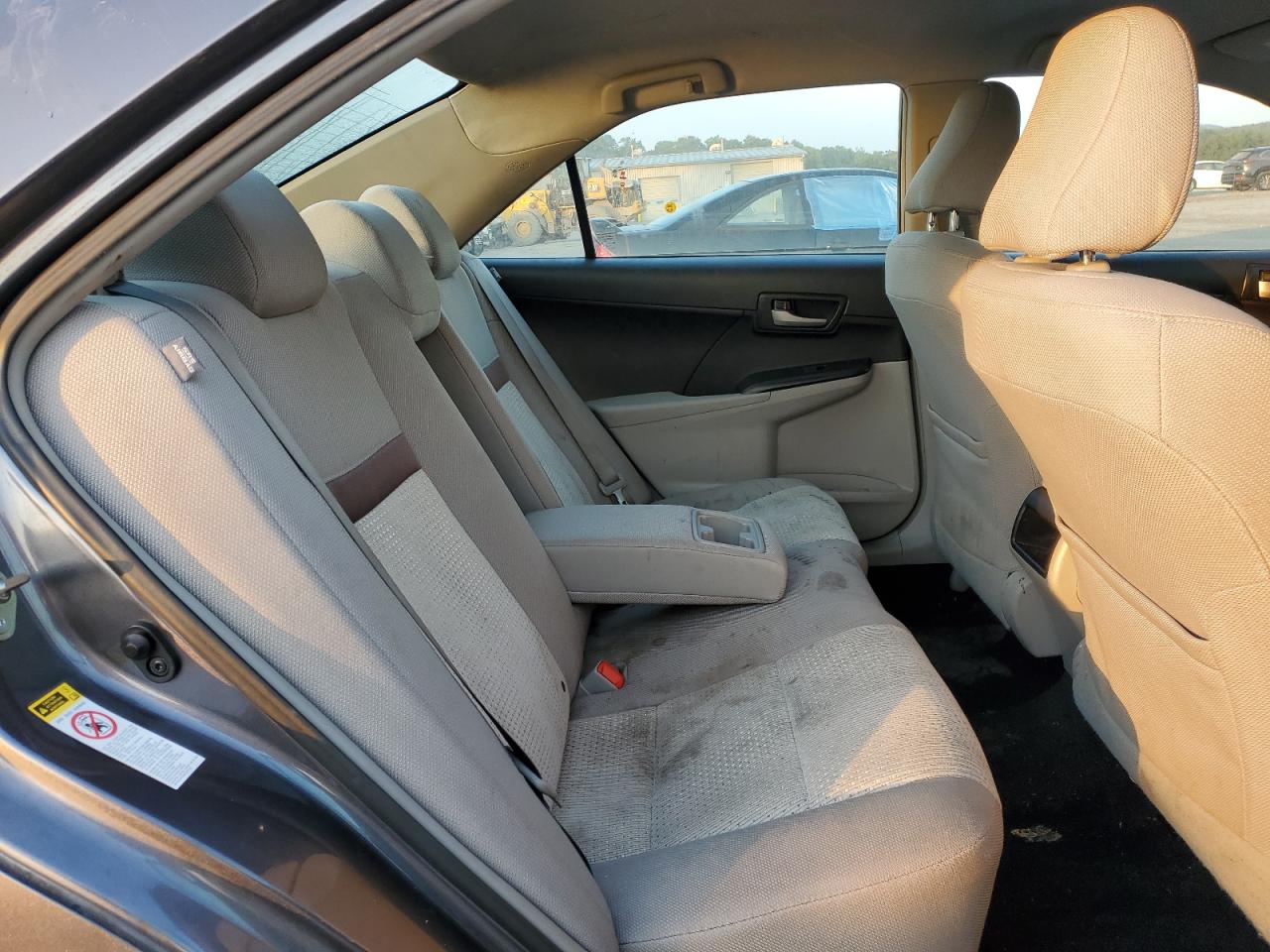 2014 Toyota Camry - Image 11