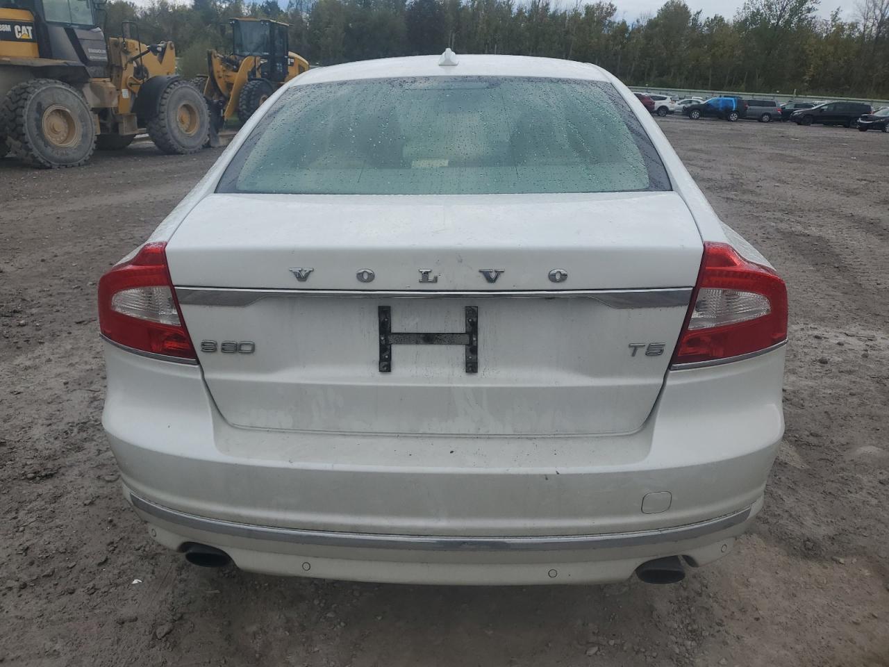 2015 Volvo S80 Platinum VIN: YV140MAD5F1183581 Lot: 73993614