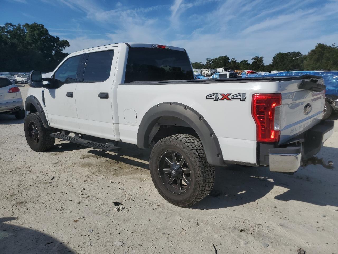 2019 Ford F250 - Image 2